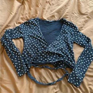 Brandy Melville Black and White Floral Wrap Crop Top